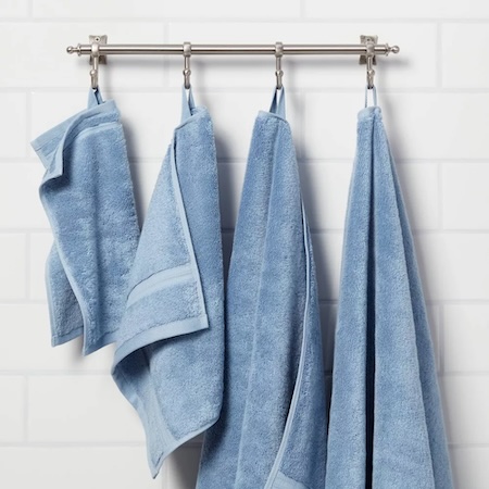 Christmas gift towels for college students