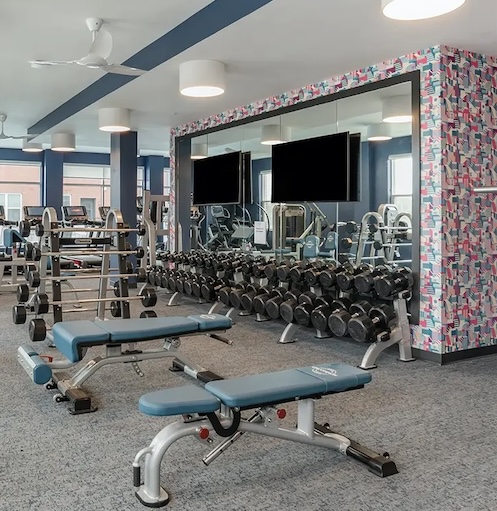 college apartment amenities workout room gym